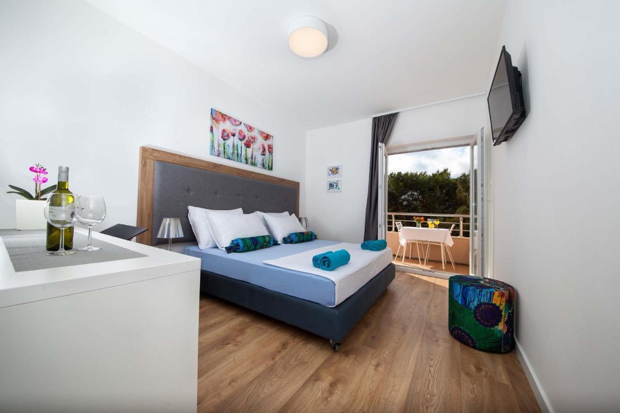 Pansion Mlikota Bed & Breakfast Промайна Екстериор снимка